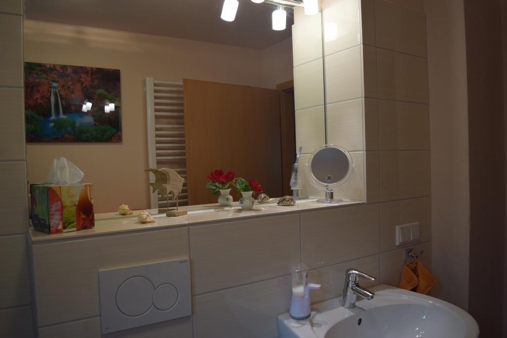 Nichtraucherferienwohnung-neckarblick Ze-2022-74-wz-118a Apartment *